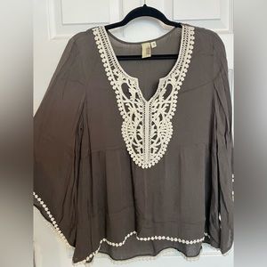 Woman’s Blouse